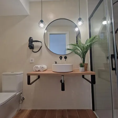 Estudio En Planta Baja, Con Piscina Comunitaria Apartment